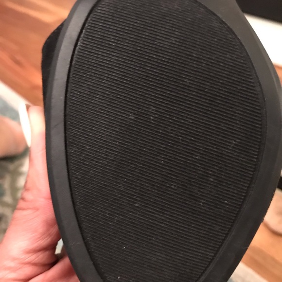 Black open toe heels - Picture 6 of 6